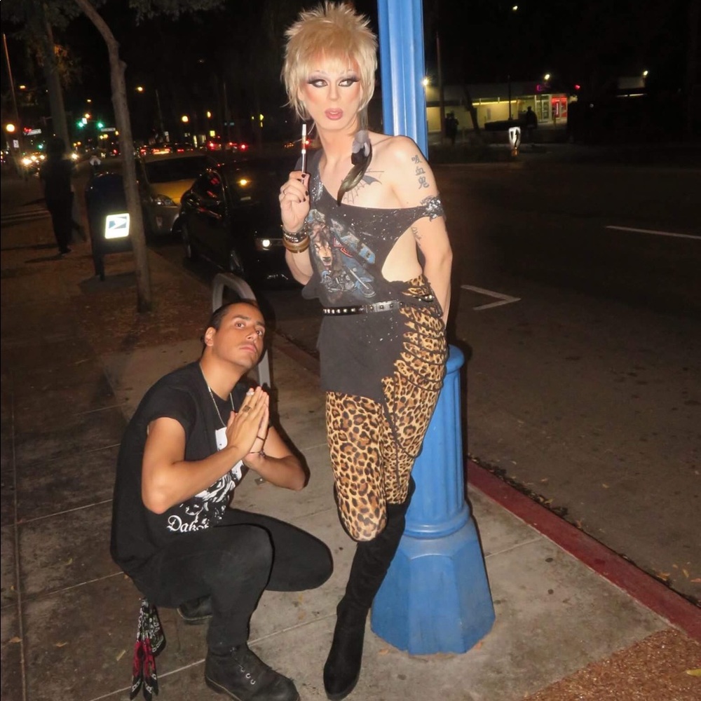 Meet your Posher, Dakota